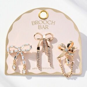 NWT Anthro Set of 3 Golden Rhinestone Bow Brooches